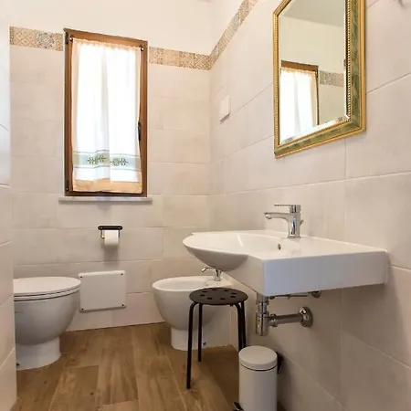 Sand'ana House Bed & Breakfast 3*