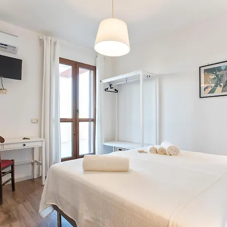 Sand'ana House Bed & Breakfast Alghero