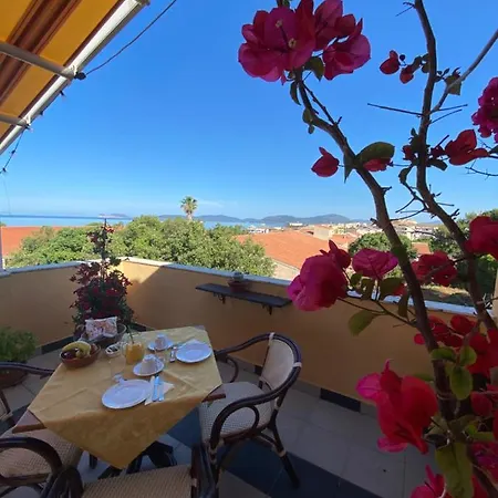 Sand'ana House Bed & Breakfast 2*