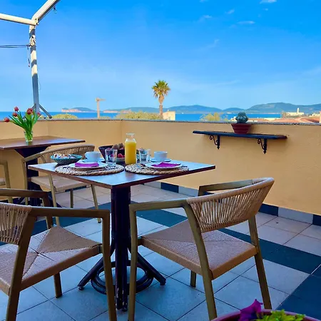 Sand'ana House Bed & Breakfast