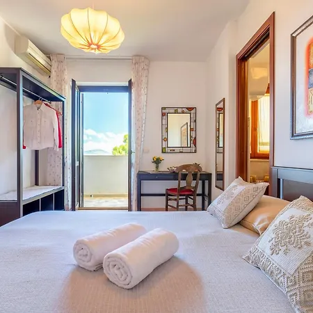 Sand'ana House Bed & Breakfast