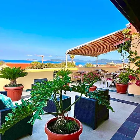 Sand'ana House